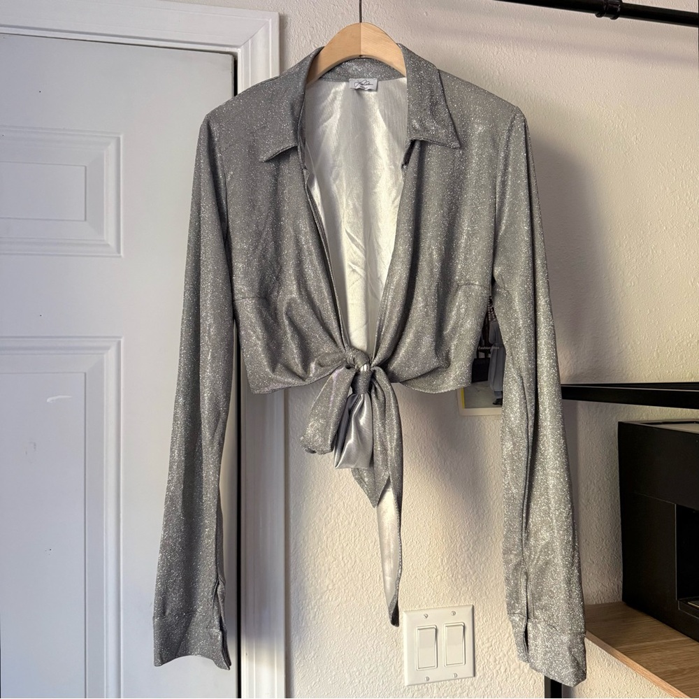 LAINA RAUMA silver metallic glitter tie front cropped long bell‎ sleeve blouse